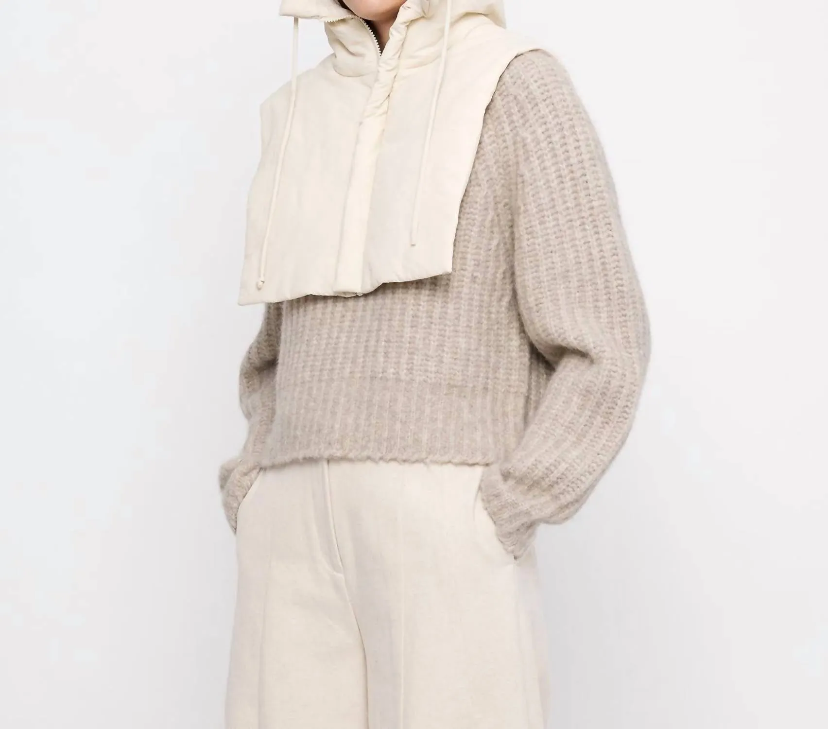 7115 By Szeki - Hooded Vest