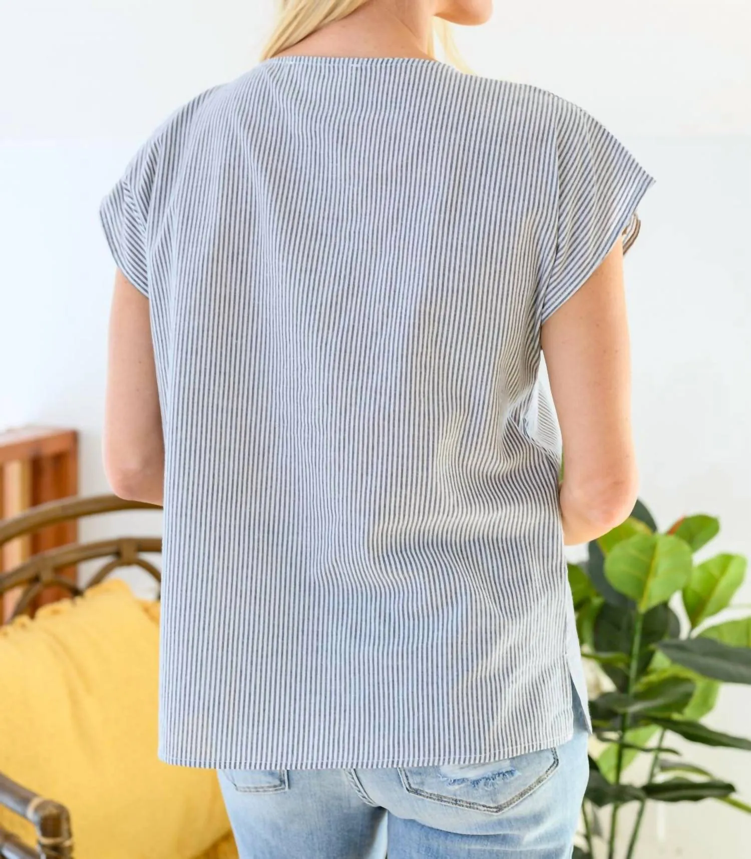 Andree By Unit - Canopy Of Crushes Striped Floral Top