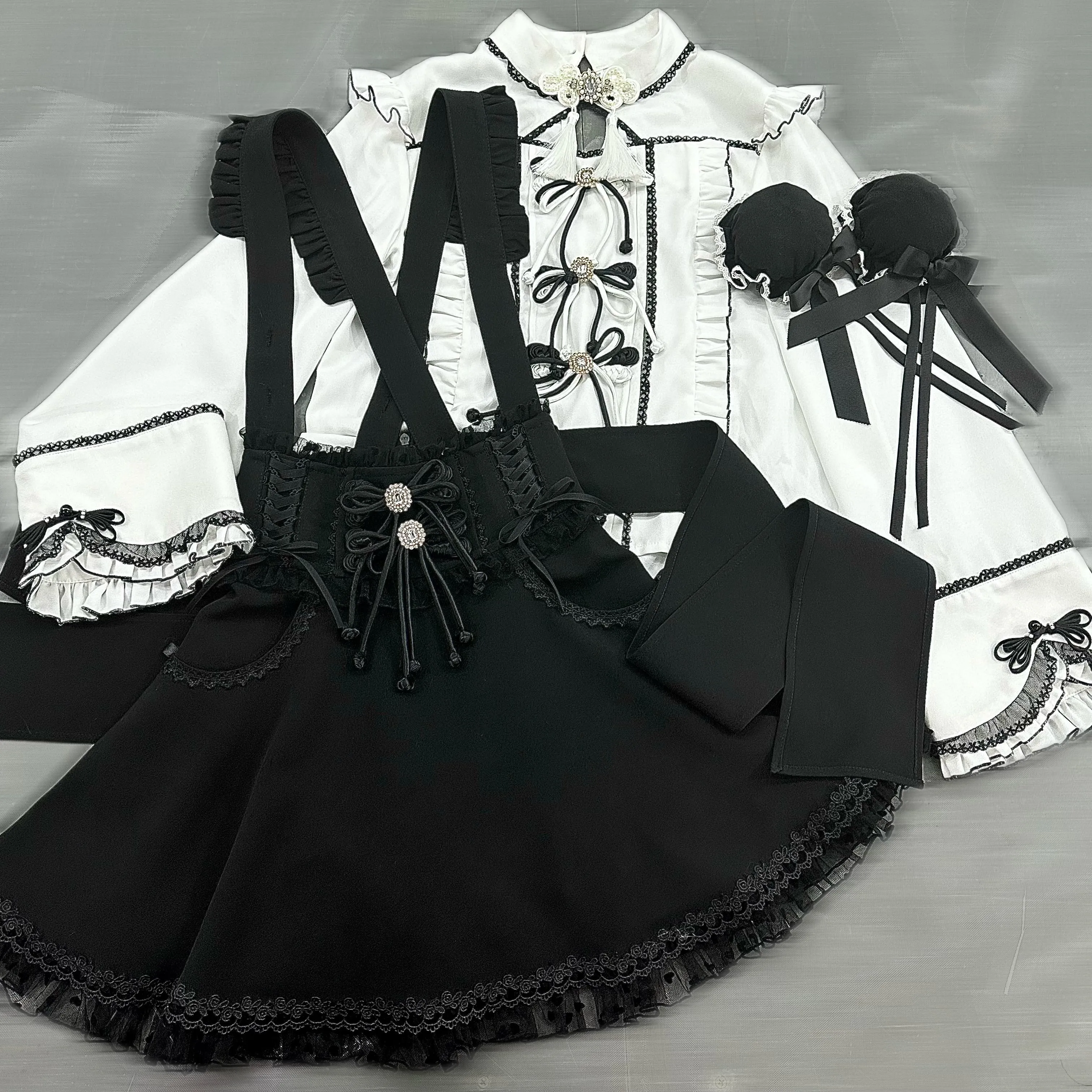 Lace Buckle Ruffle Shirt China Sleeve Bell